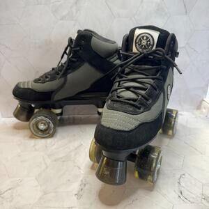 BTFL Luca Womens Size 7 (EUR 38) Black Gray Quad Roller Skates RollerSkates EUC